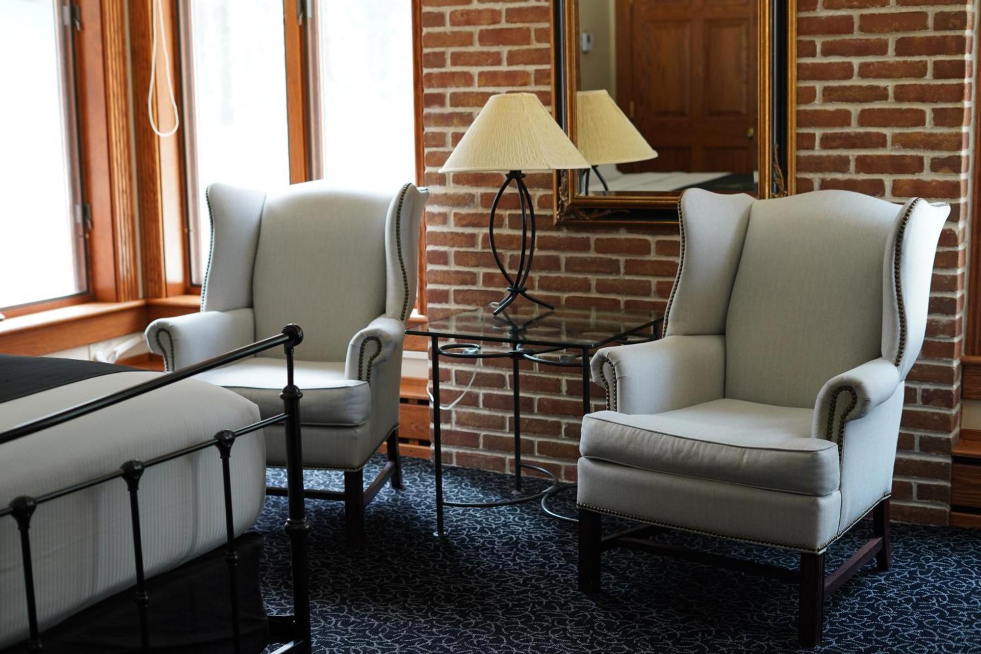 Inn At Black Star Farms Suttons Bay الغرفة الصورة